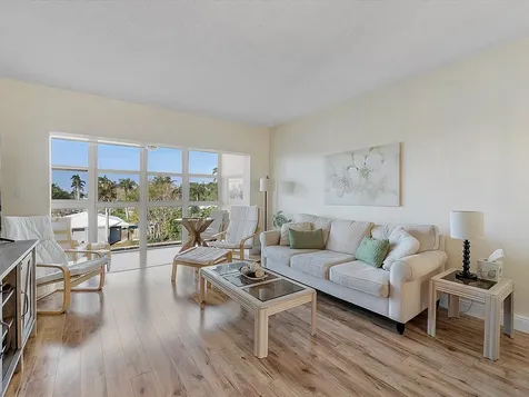 1481 S Ocean Boulevard Pompano Beach FL 33062