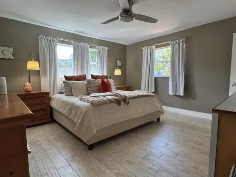 423 Beacon Street Tequesta FL 33469