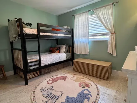 423 Beacon Street Tequesta FL 33469