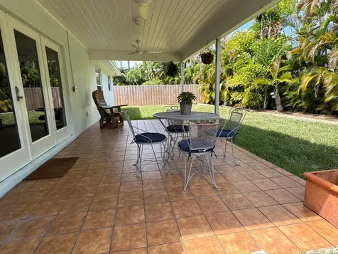 423 Beacon Street Tequesta FL 33469