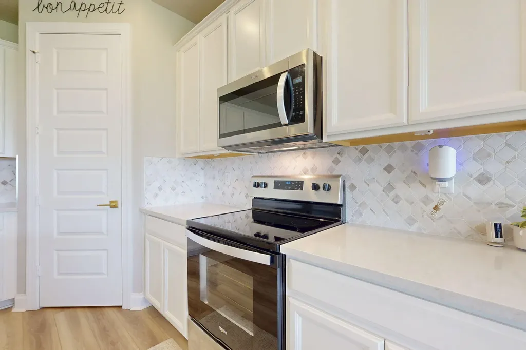 6624 NW Cloverdale Avenue Port St Lucie FL 34987