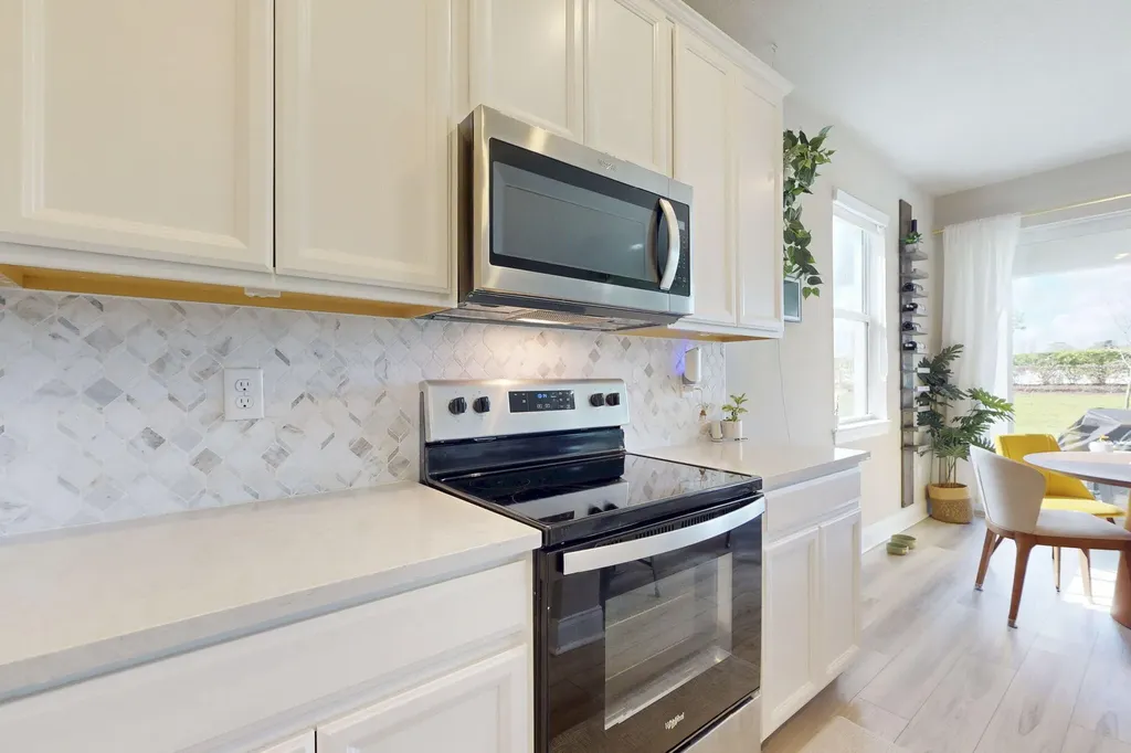6624 NW Cloverdale Avenue Port St Lucie FL 34987
