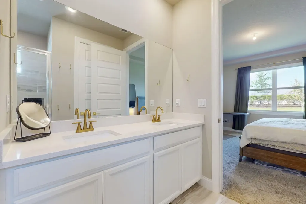 6624 NW Cloverdale Avenue Port St Lucie FL 34987
