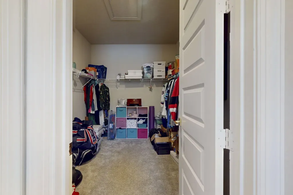 6624 NW Cloverdale Avenue Port St Lucie FL 34987