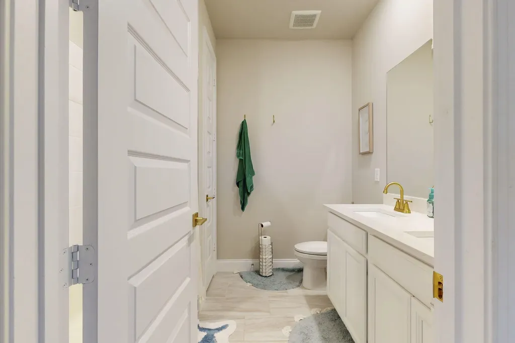6624 NW Cloverdale Avenue Port St Lucie FL 34987