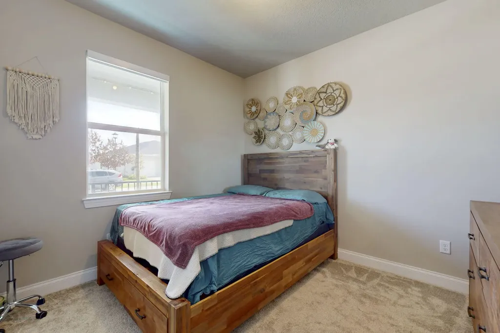 6624 NW Cloverdale Avenue Port St Lucie FL 34987