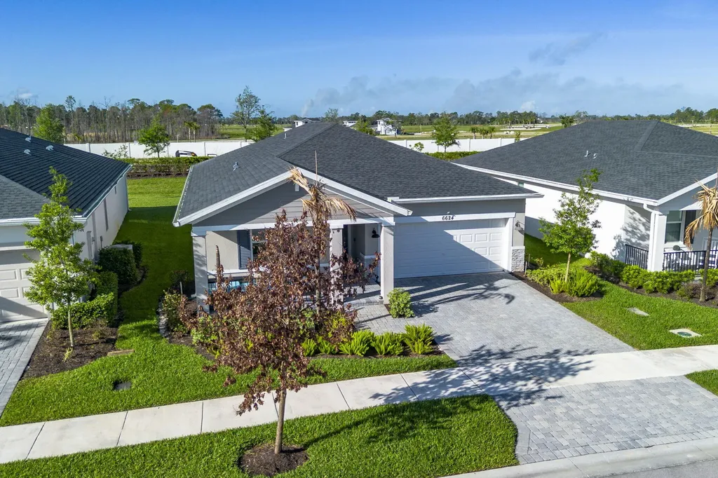 6624 NW Cloverdale Avenue Port St Lucie FL 34987