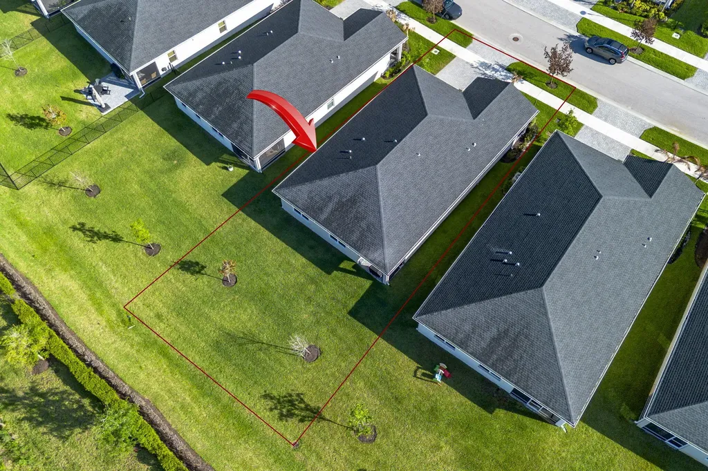 6624 NW Cloverdale Avenue Port St Lucie FL 34987
