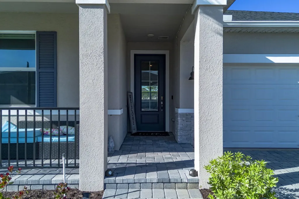 6624 NW Cloverdale Avenue Port St Lucie FL 34987
