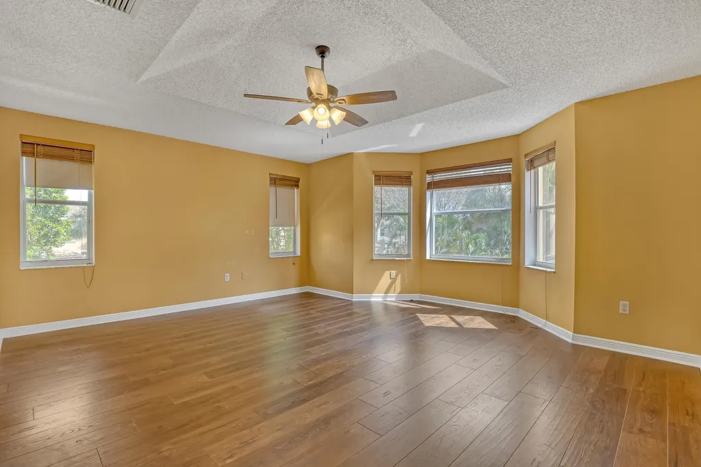 2465 Westmont Lane Royal Palm Beach FL 33411
