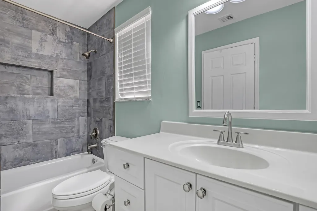 2465 Westmont Lane Royal Palm Beach FL 33411