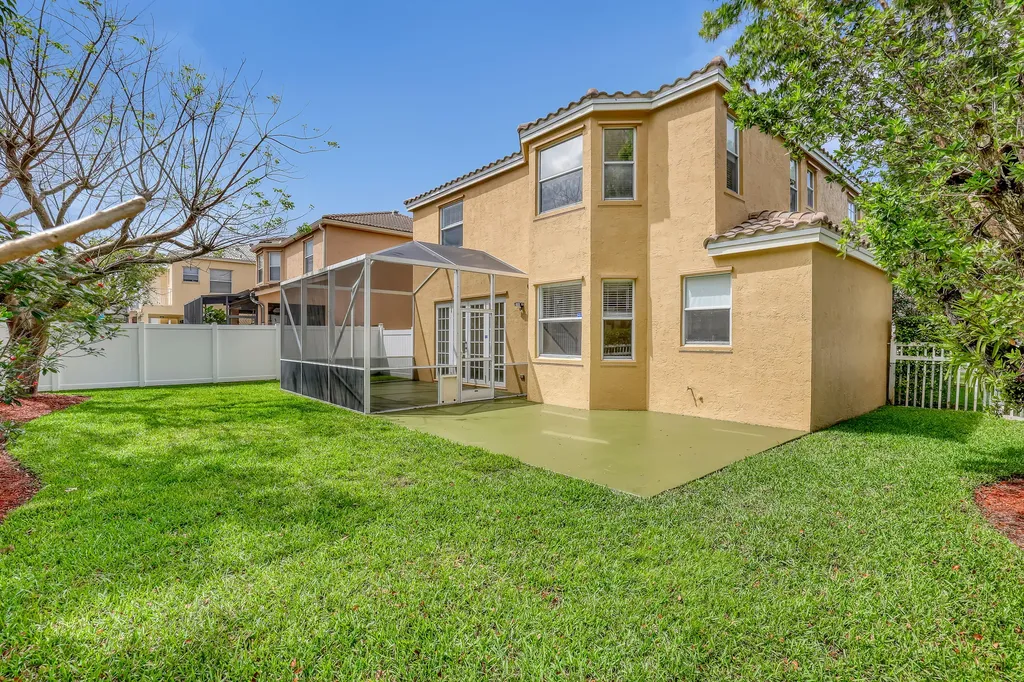 2465 Westmont Lane Royal Palm Beach FL 33411