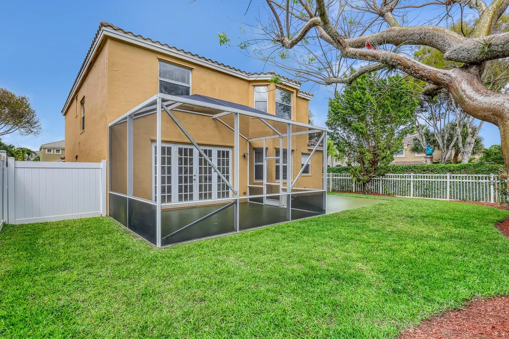 2465 Westmont Lane Royal Palm Beach FL 33411
