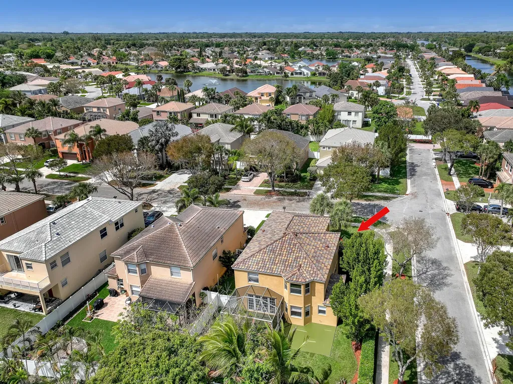 2465 Westmont Lane Royal Palm Beach FL 33411