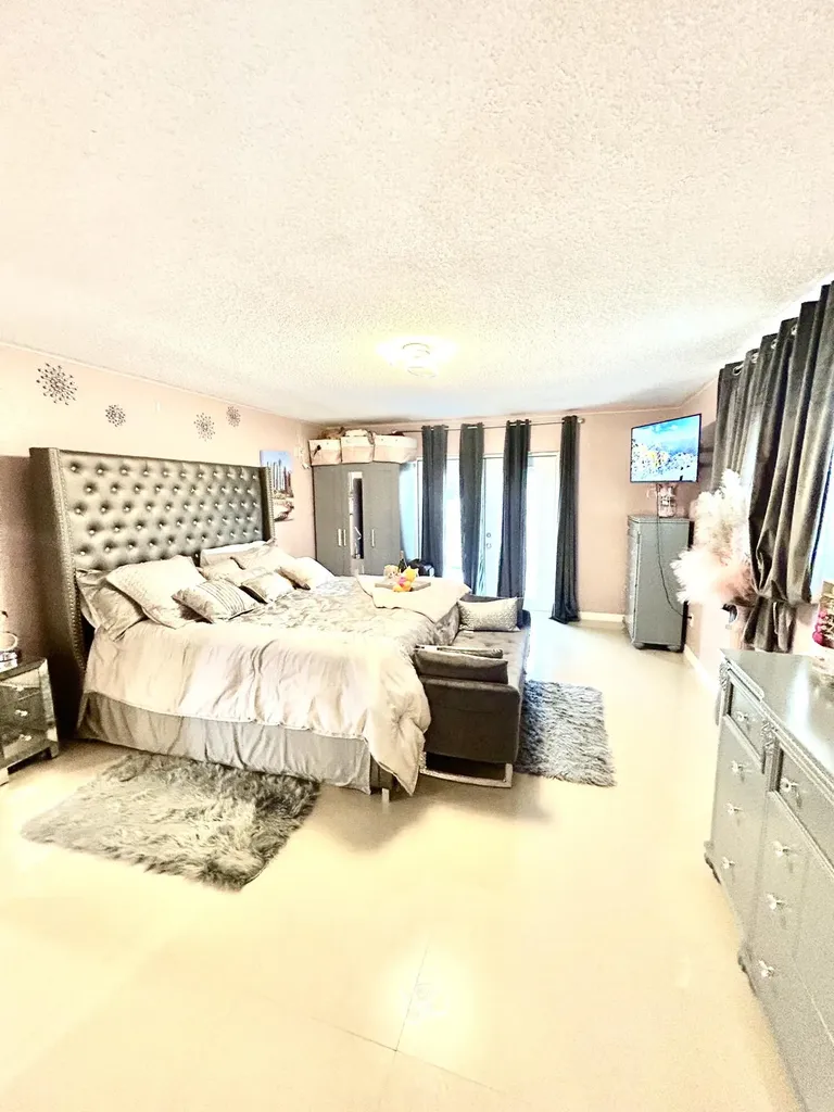 650 SW Todd Avenue Port St Lucie FL 34983