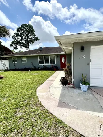 650 SW Todd Avenue Port St Lucie FL 34983