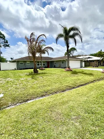 650 SW Todd Avenue Port St Lucie FL 34983
