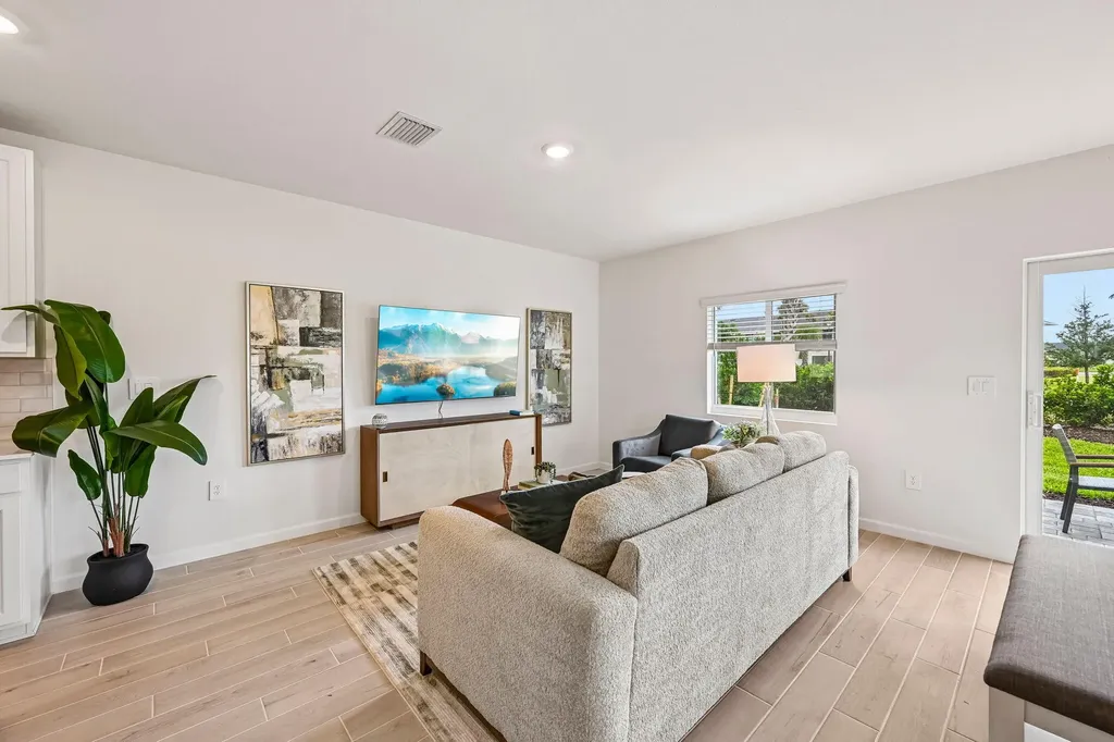 12945 SW Forli Way Port St Lucie FL 34987