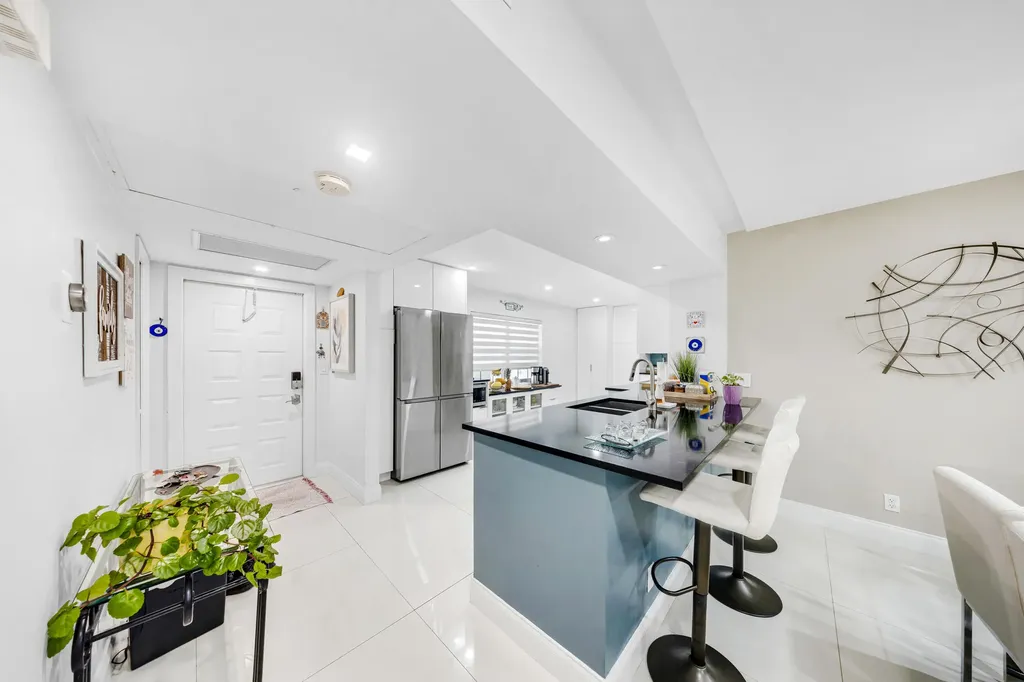 4261 W Palm Aire Drive Pompano Beach FL 33069