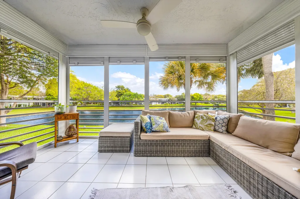 4261 W Palm Aire Drive Pompano Beach FL 33069