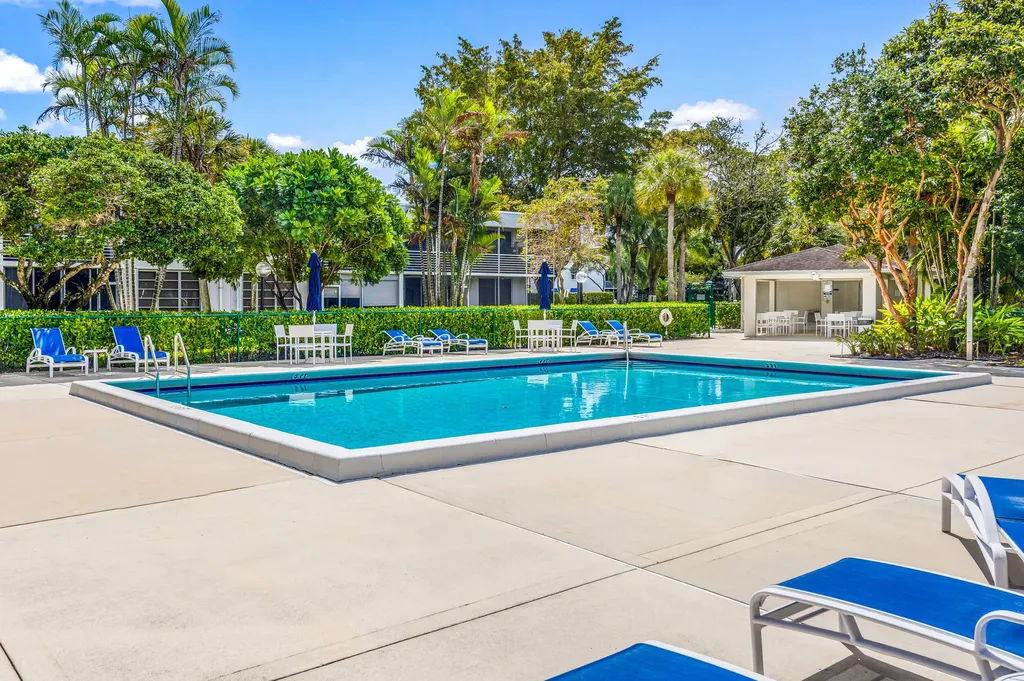 4261 W Palm Aire Drive Pompano Beach FL 33069