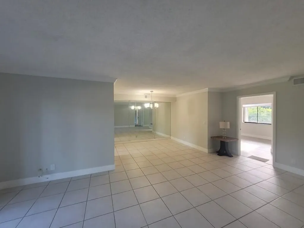 5917 Via Vermilya Lake Worth FL 33462