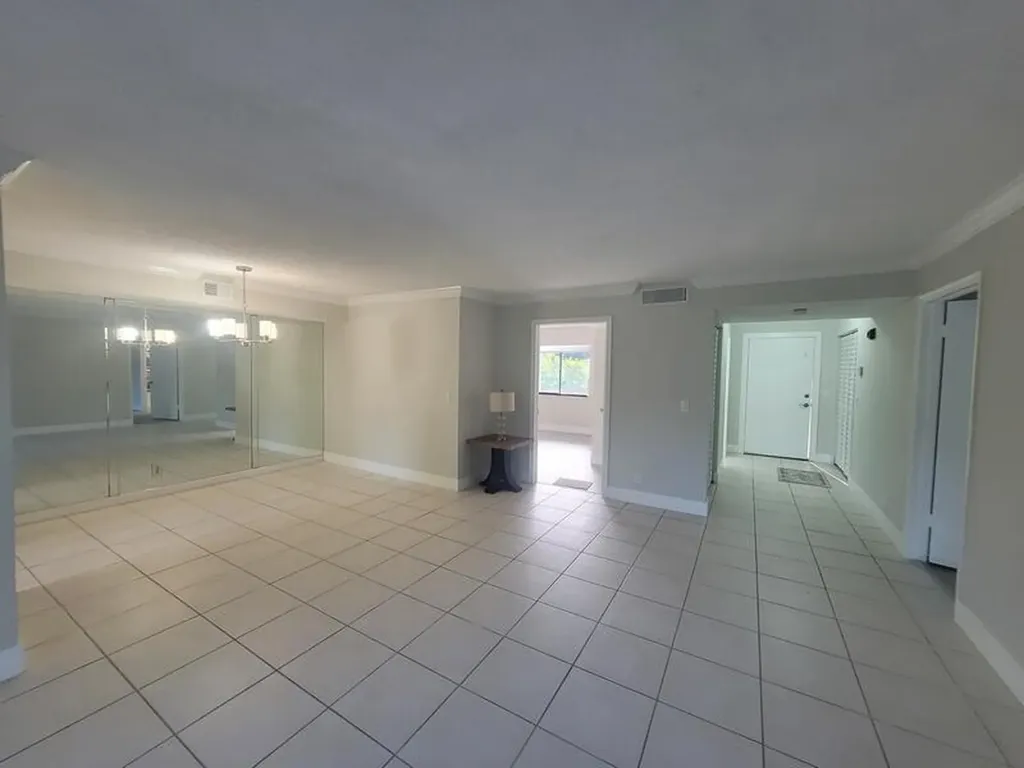 5917 Via Vermilya Lake Worth FL 33462