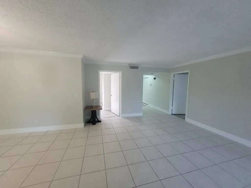 5917 Via Vermilya Lake Worth FL 33462
