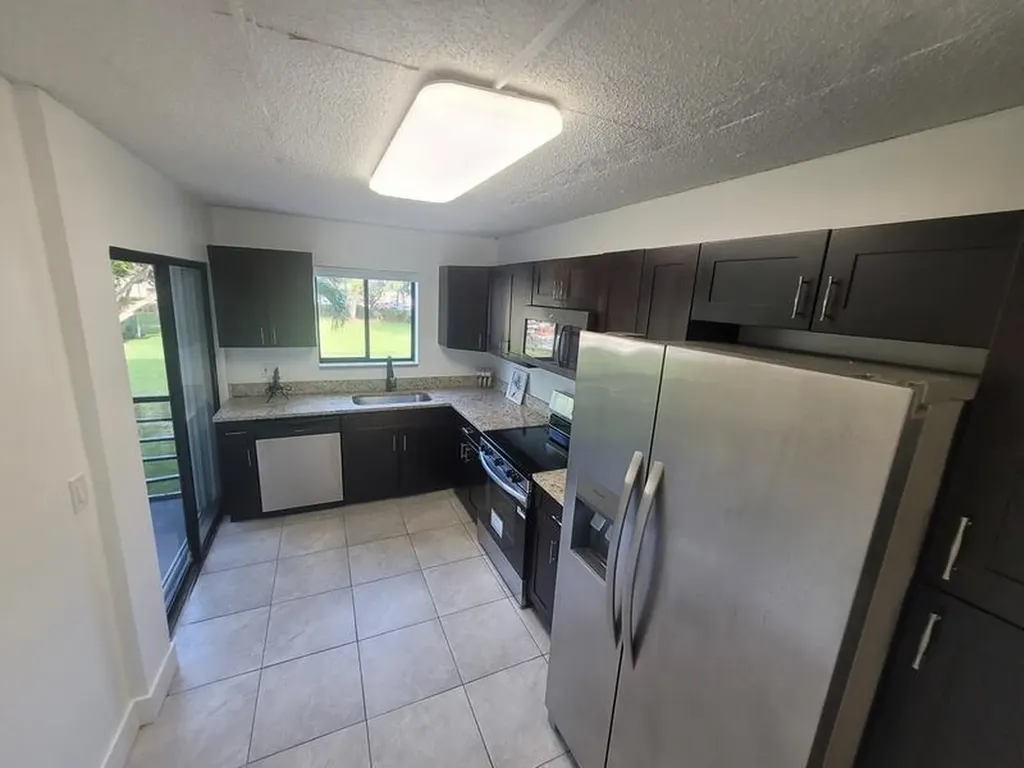 5917 Via Vermilya Lake Worth FL 33462