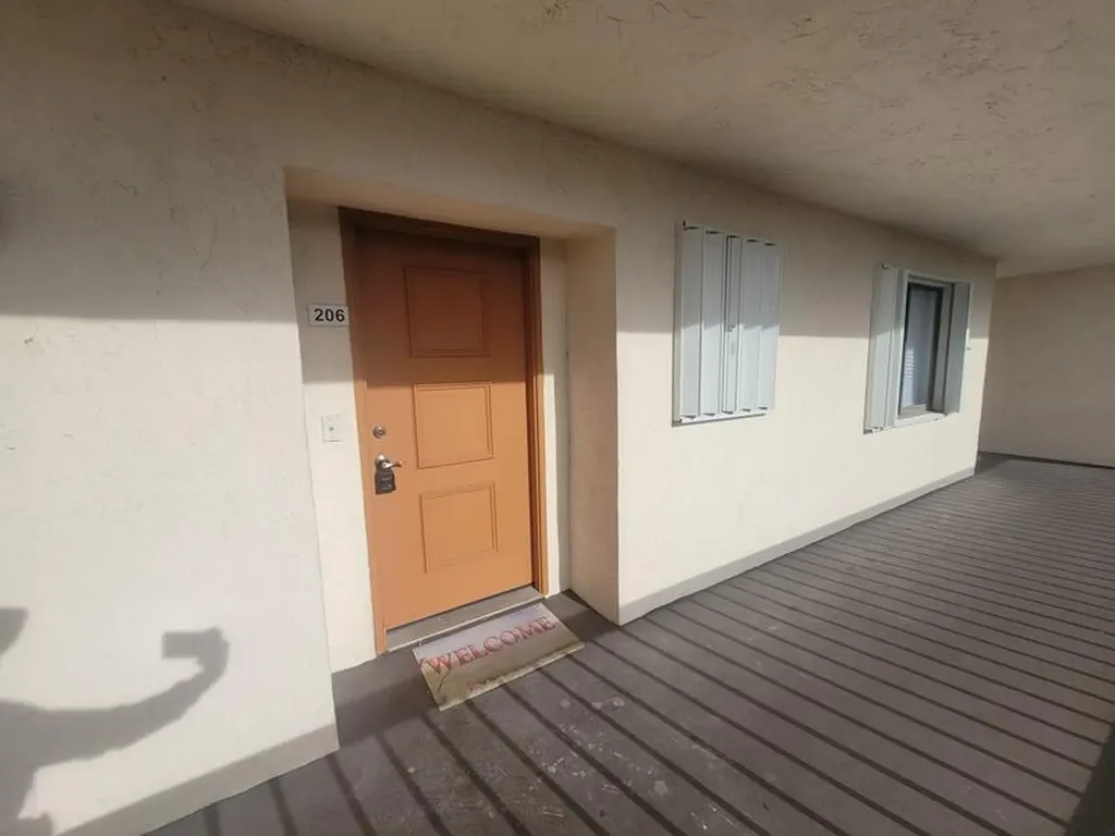 5917 Via Vermilya Lake Worth FL 33462