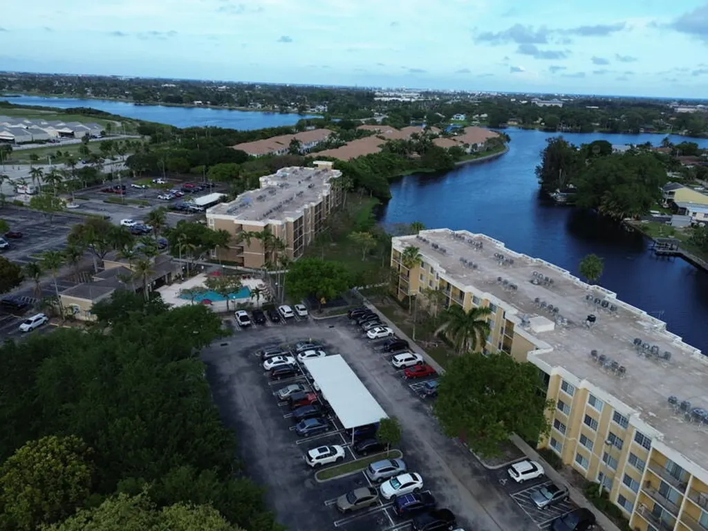5917 Via Vermilya Lake Worth FL 33462