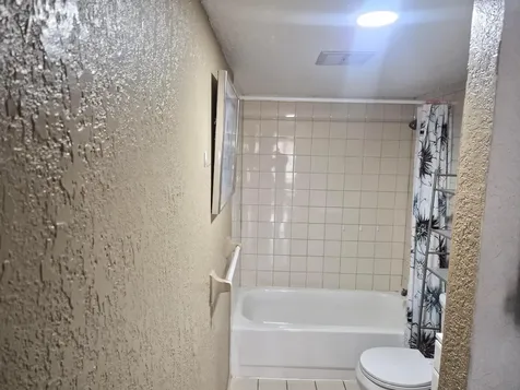 4166 Inverrary Drive Lauderhill FL 33319