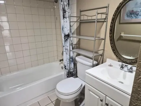 4166 Inverrary Drive Lauderhill FL 33319