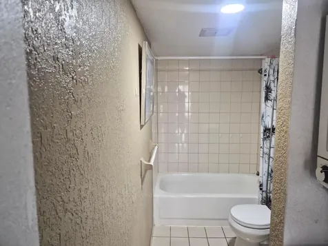 4166 Inverrary Drive Lauderhill FL 33319
