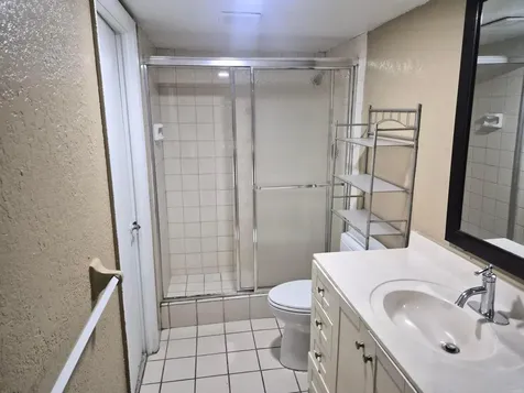 4166 Inverrary Drive Lauderhill FL 33319