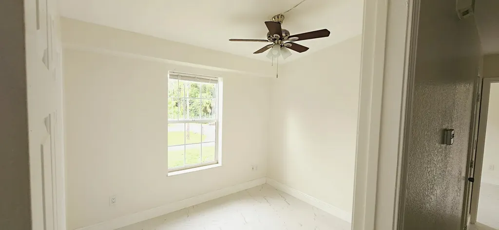 11128 N 59th Street Street N The Acreage FL 33411