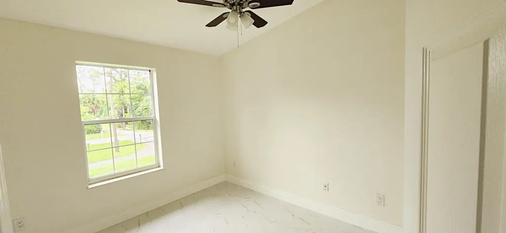 11128 N 59th Street Street N The Acreage FL 33411