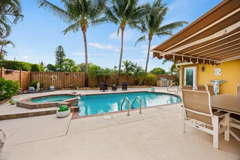 5597 Descartes Circle Boynton Beach FL 33472