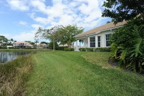 714 Pinehurst Way Palm Beach Gardens FL 33418