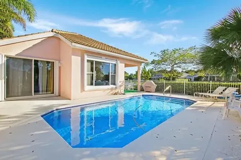 714 Pinehurst Way Palm Beach Gardens FL 33418