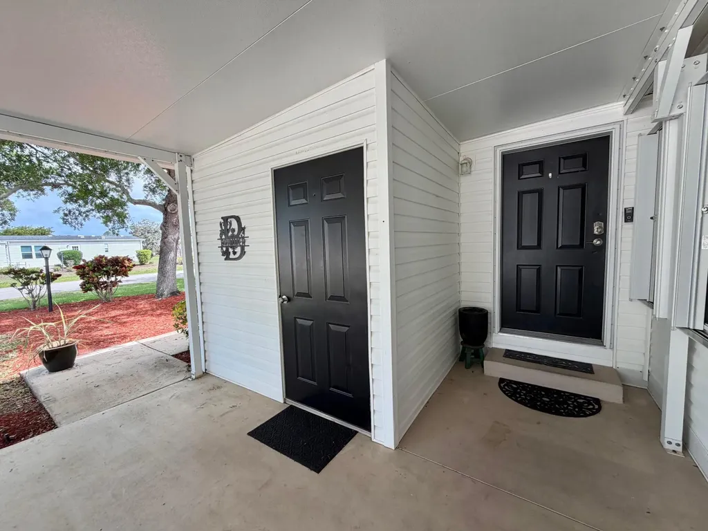 3717 Fetterbush Court Port St Lucie FL 34952