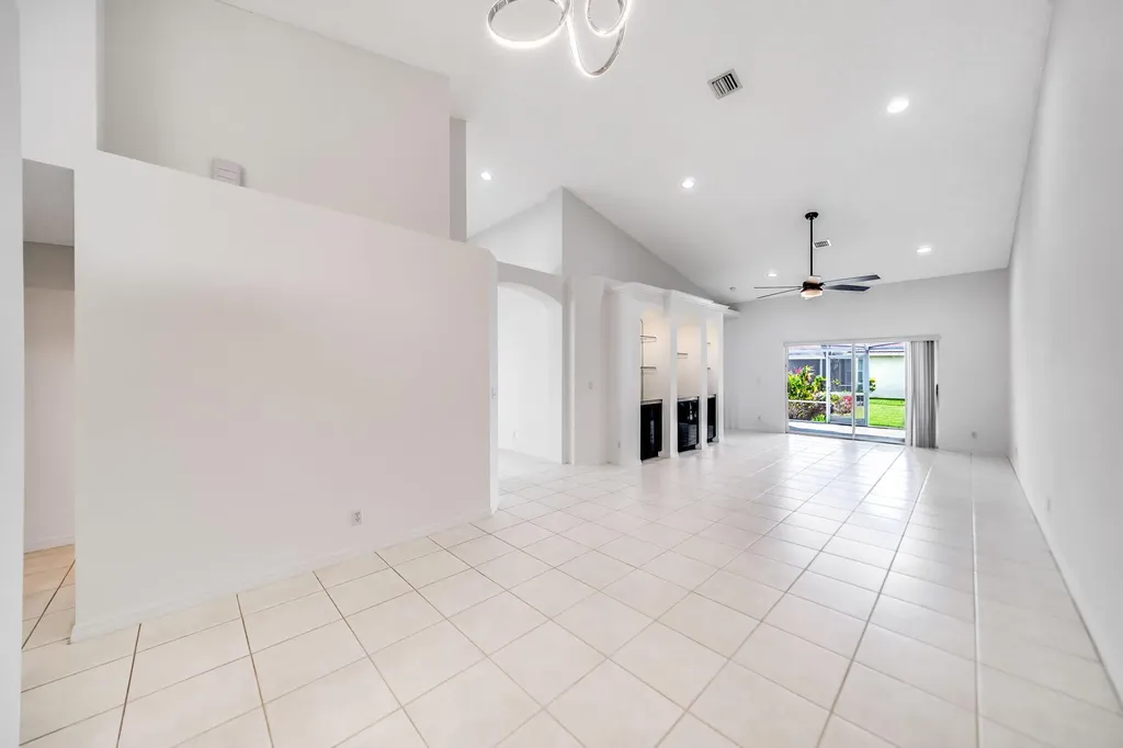 6168 Caladium Road Delray Beach FL 33484