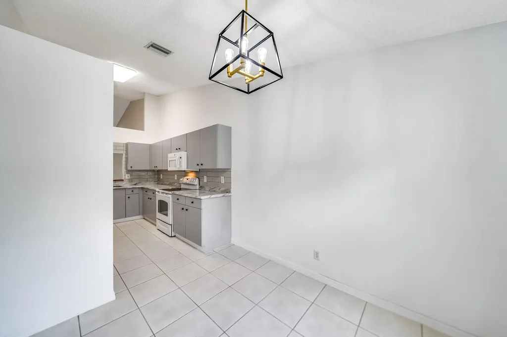 6168 Caladium Road Delray Beach FL 33484