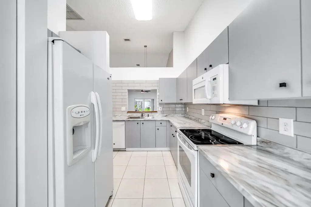 6168 Caladium Road Delray Beach FL 33484