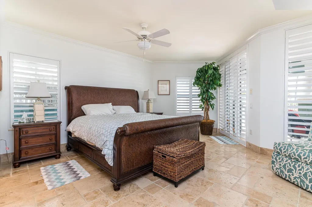 2051 SE 3rd Street Deerfield Beach FL 33441