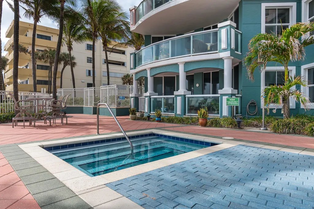 2051 SE 3rd Street Deerfield Beach FL 33441