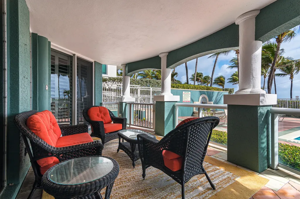2051 SE 3rd Street Deerfield Beach FL 33441