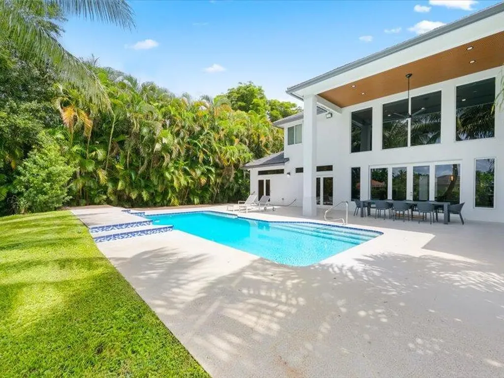 2135 Windsock Way Wellington FL 33414
