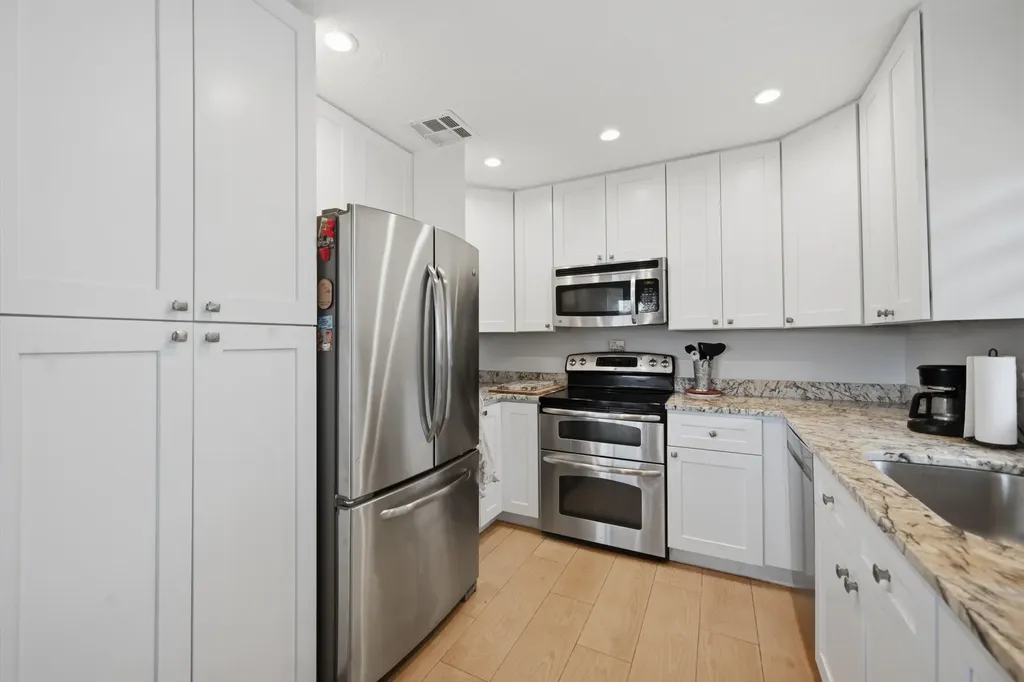 324 Orange Tree Drive Atlantis FL 33462
