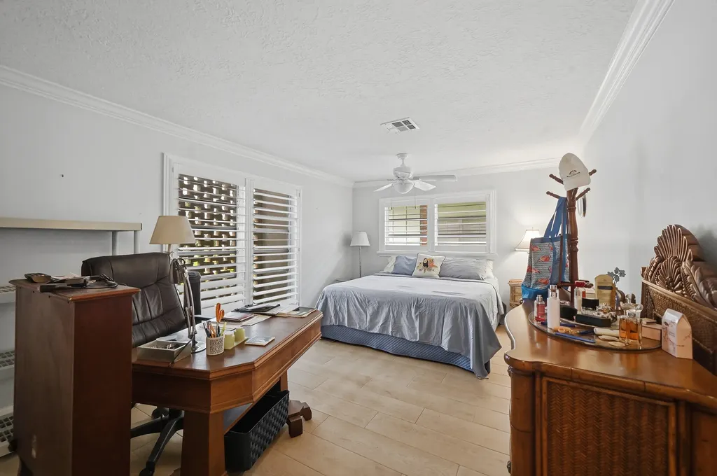 324 Orange Tree Drive Atlantis FL 33462
